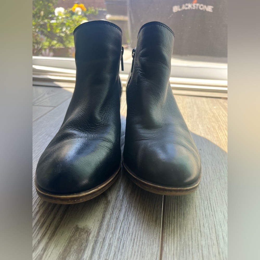 Lucky Brand Black Leather Zip Ankle Boots - Picture 4 of 7
